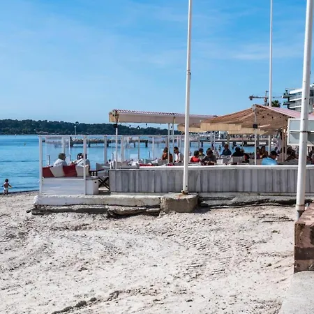 2p Avec Terrasse, Vue Et Parking - 2p Avec Terrasse, Vue Et Parking Mae-2483 * Cannes